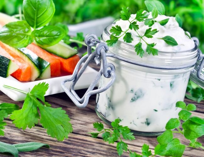 kresse_minz_dip | © adobe.stock.com kresse_minz_dip_rezept | © adobe.stock.com