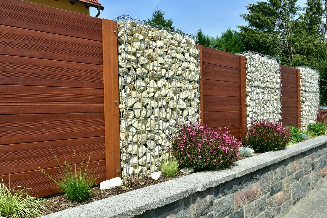 Sichtschutz im Garten | © stock.adobe.com Ideen für mehr Privatsphäre im Außenbereich | © stock.adobe.com